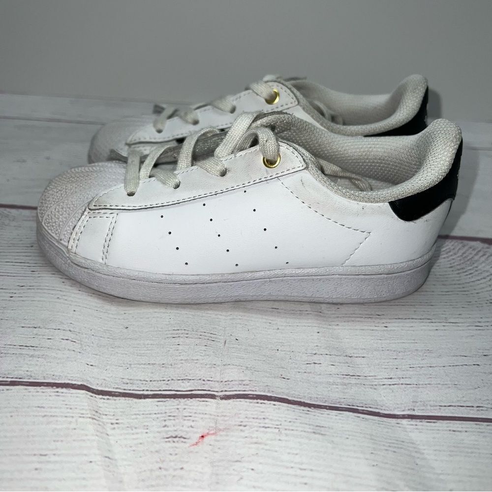 Adidas Kids Superstar Stan Smith White Sneakers With Black Stripe -size 10 Youth - Picture 6 of 13
